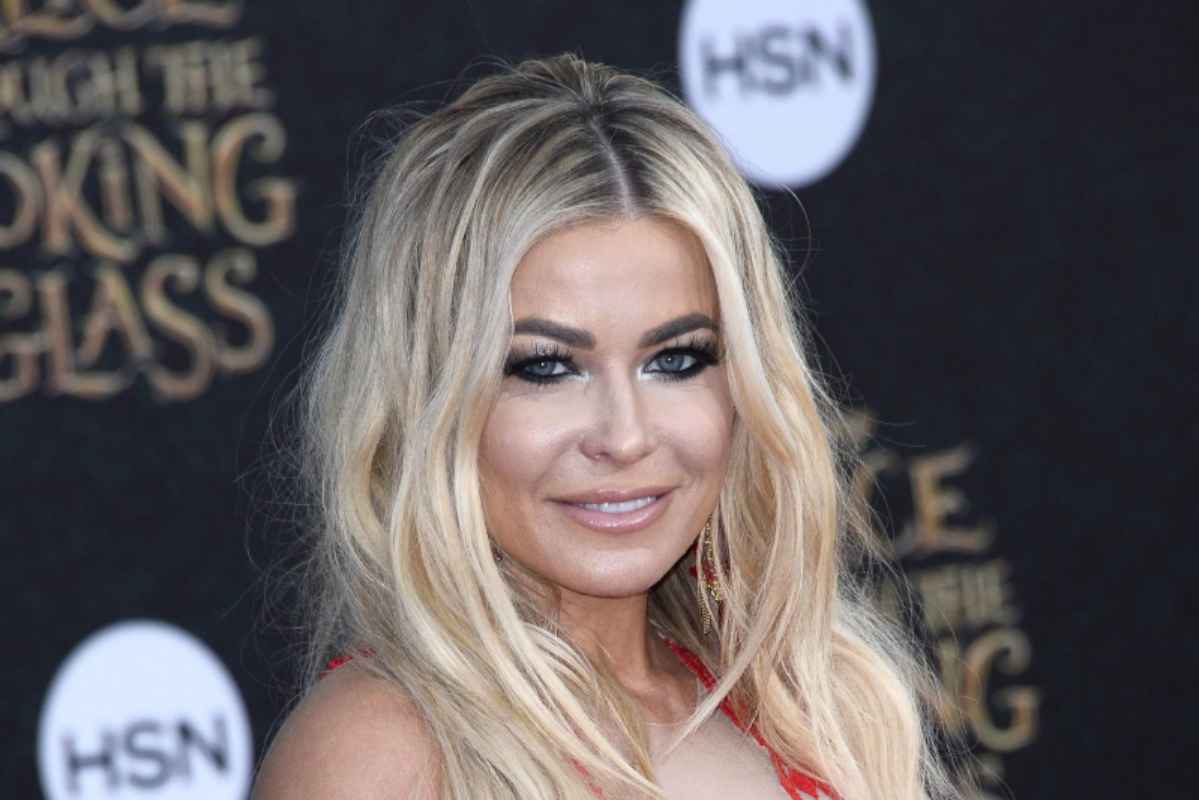 Carmen Electra