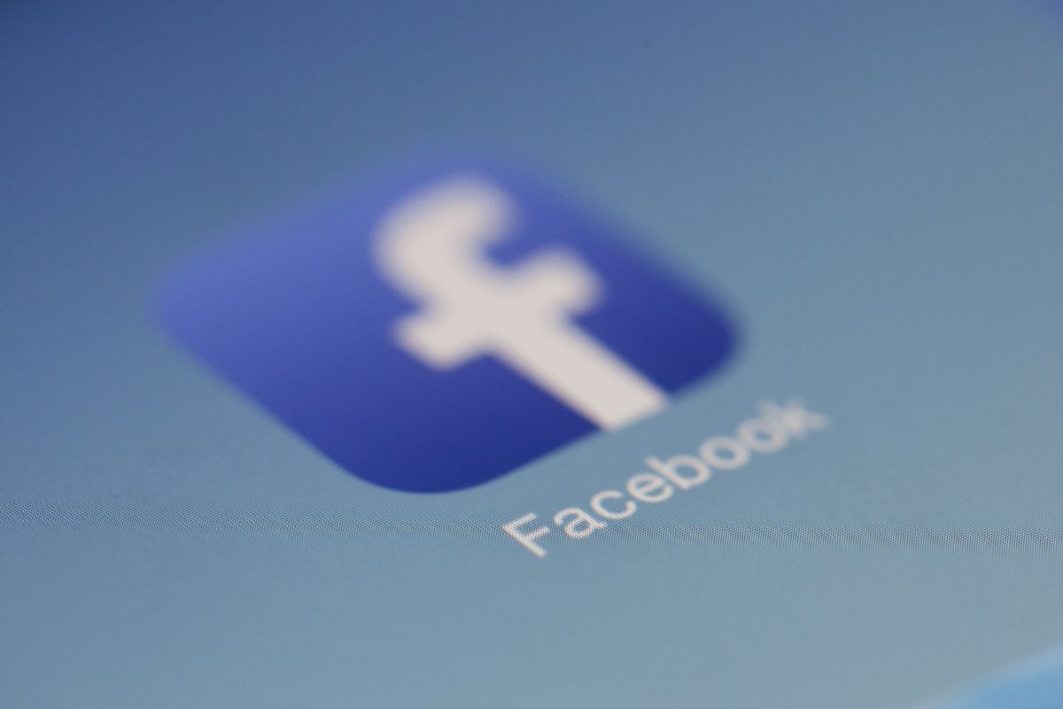 Facebook e Instagram avranno la spunta blu anche in Italia