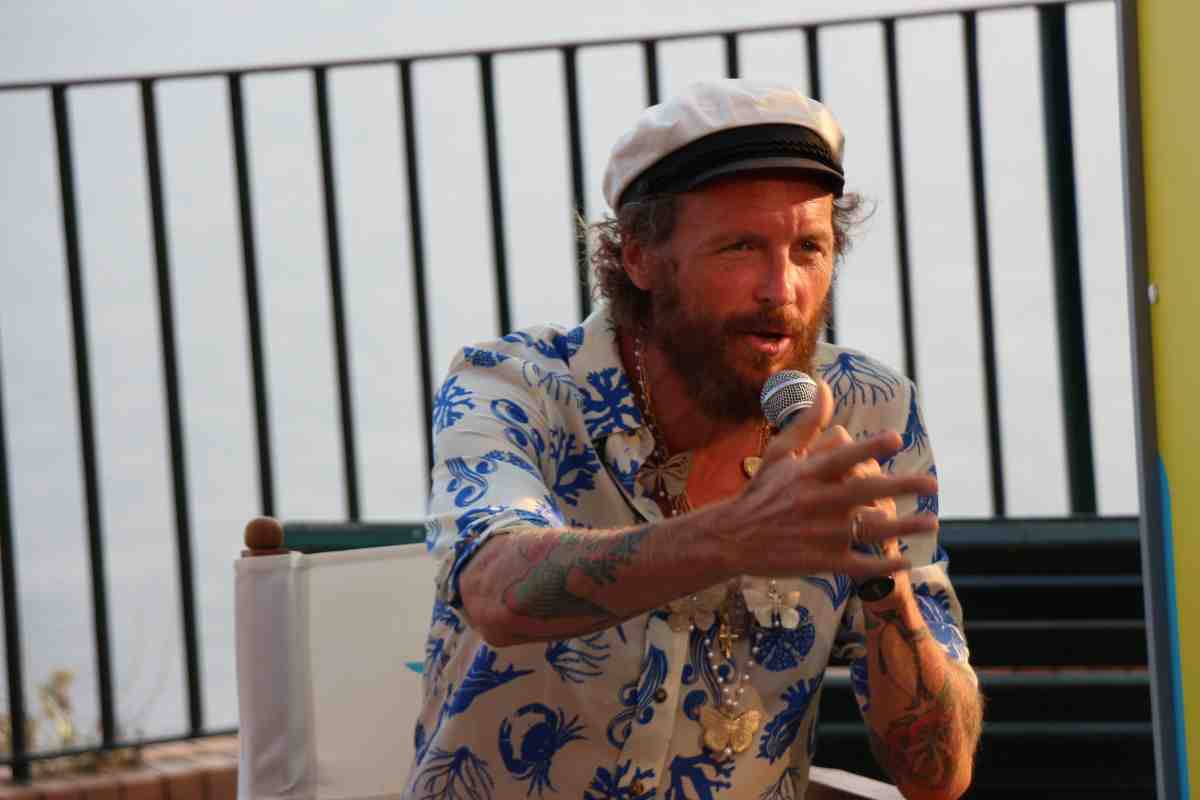 Jovanotti ritorna in Italia dopo l'incidente di Santo Domingo