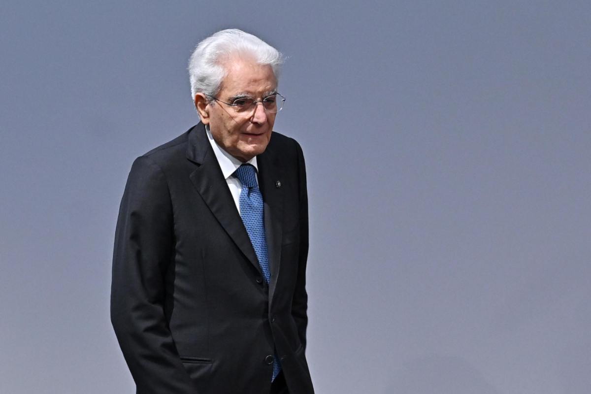 Sergio Mattarella in versione Barbie